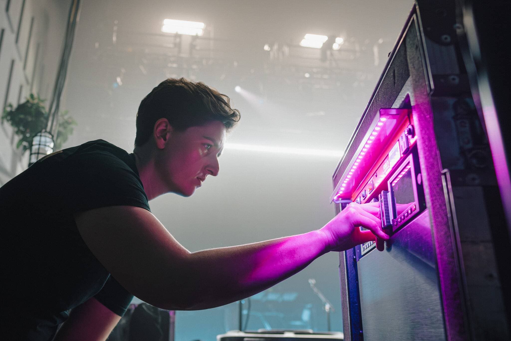How Full-Time Techs Power LMG Touring | Sam Petty